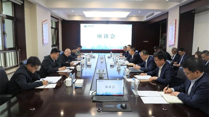 省人大常委会预算工委调研组赴华体会网-华体会体育（中国）
调研指导工作